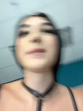 Stripchat Nude Webcam of BadLilAngelXXX