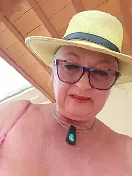 Stripchat Free Porn Cam of Hot-Muci