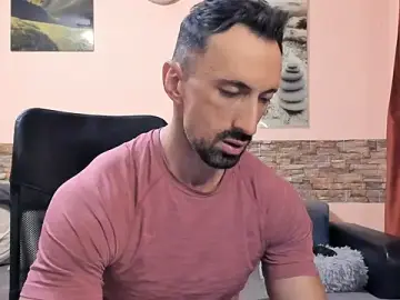 Stripchat Live Porn of HotHunkTrainer