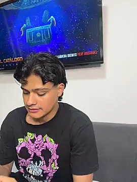Stripchat Best live sex cam show of AndresXXXSHOWS