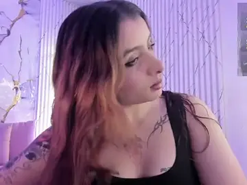 Stripchat Watch Live Sex Cams of Naomy_tay1
