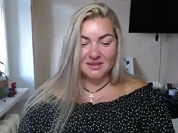 Stripchat Live Sex Cam of NikaSkylink