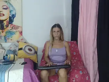 Stripchat Nude Webcam of aleera_starxx982
