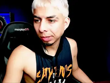 Stripchat Adult Webcams of ALPHA_LATINO