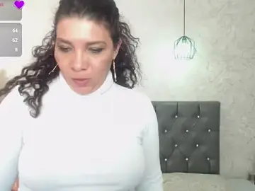 Stripchat Best Webcam of Serena_Houstonn