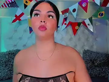 Stripchat Free Live Porn of Maia_Hotts