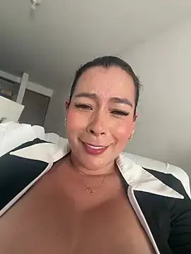 Stripchat Best live sex cam show of Paula_Brown88