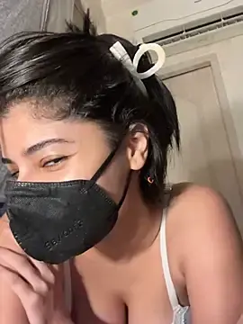 Stripchat Nude Webcam of sarakashmir5