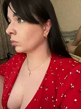 Stripchat Live Sex Cam of Poly_Nick