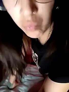Stripchat Live Sex Cam of Maia_0