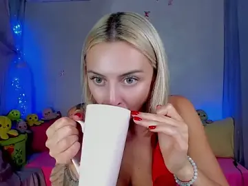 Stripchat Free Live Porn of YourLizzyDoll