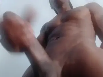 Stripchat Live Porn of drake_brwon_23