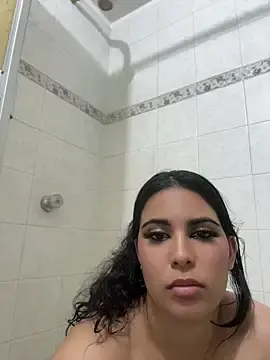 Stripchat Live Sex Cam of shainadavis