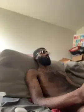 Stripchat Free Live Porn of Papi_k2000