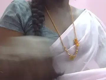 Stripchat Sex Cam of Tamil_Sindhu_1
