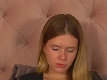 Stripchat Free Porn Cam of MilanaBalmain