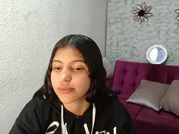 Stripchat Live Sex Cam of Evagirl69