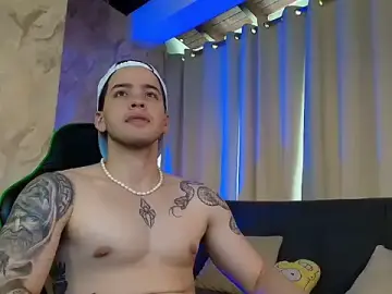 Stripchat Sex Cam of RONNY_COLTON