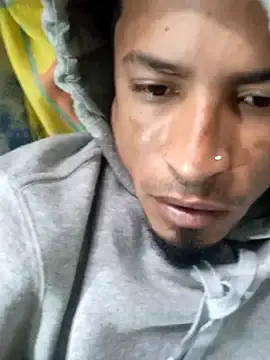 Stripchat Live Porn of ZEESKEE