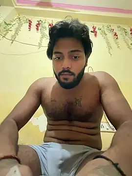 Stripchat Best Webcam of Top_Reyanshh