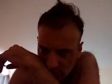Stripchat Live Sex Cam of Perv10