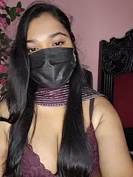 Stripchat Free Porn Cam of Ismanur11