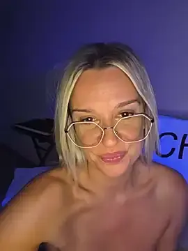 Stripchat Nude Webcam of SpicyVicky