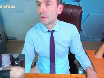 Stripchat Nude Webcam of SteveTiger