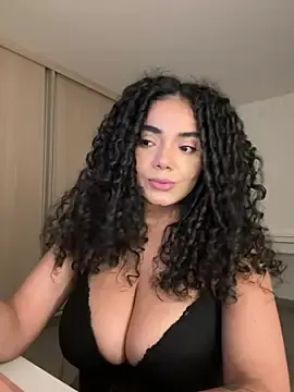 Stripchat Watch Live Sex Cams of Curlyierr