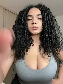 Stripchat Live Sex of Curlyierr