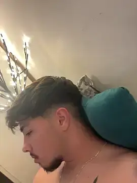 Stripchat Sex Chat of Darius_Flt