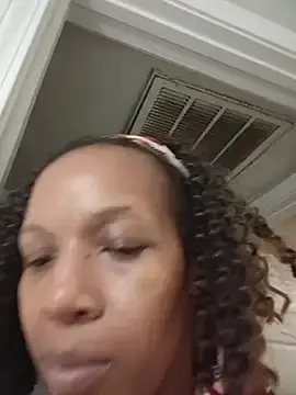 Stripchat Live Sex of NAOMIdaFreakXXXXX