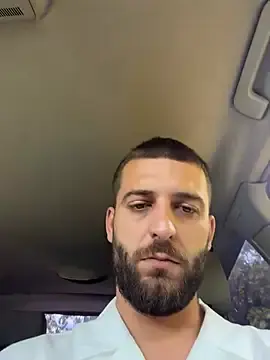 Stripchat Watch Live Sex Cams of Pablo_Hornyguy95