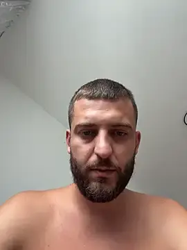 Stripchat Adult Webcams of Pablo_Hornyguy95