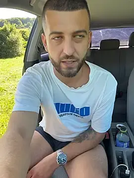 Stripchat Best live sex cam show of Pablo_Hornyguy95