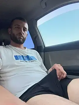 Stripchat Watch Live Sex Cams of Pablo_Hornyguy95