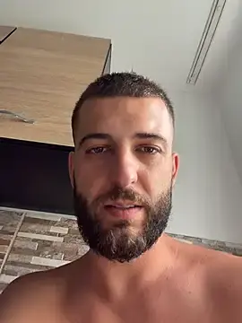 Stripchat Free Live Porn of Pablo_Hornyguy95