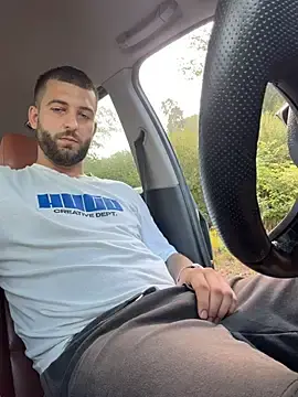 Stripchat Adult Webcams of Pablo_Hornyguy95