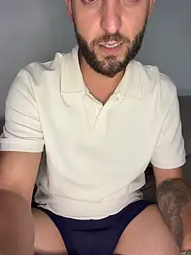 Stripchat Private Sex Chat of Pablo_Hornyguy95