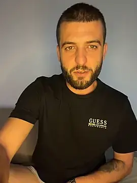 Stripchat Adult Webcams of Pablo_Hornyguy95