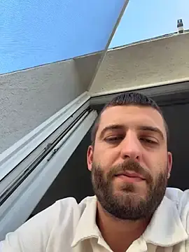 Stripchat Free Live Porn of Pablo_Hornyguy95