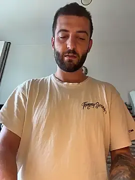 Stripchat Private Sex Chat of Pablo_Hornyguy95