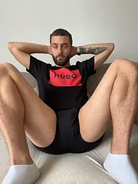 Stripchat Best live sex cam show of Pablo_Hornyguy95