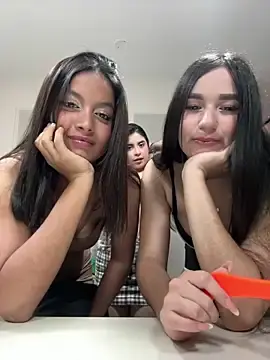 Stripchat Live Sex of TheAlejandroDolls