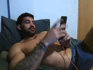 Stripchat Best live sex cam show of macho_fit