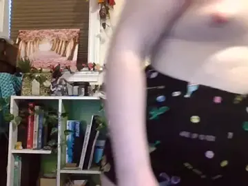 Stripchat Free Live Porn of AverageRose