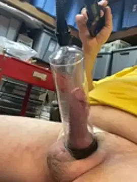 Stripchat Live Porn of llovetoshowoff