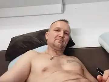 Stripchat Live Porn of ALEX-BRUTALIN
