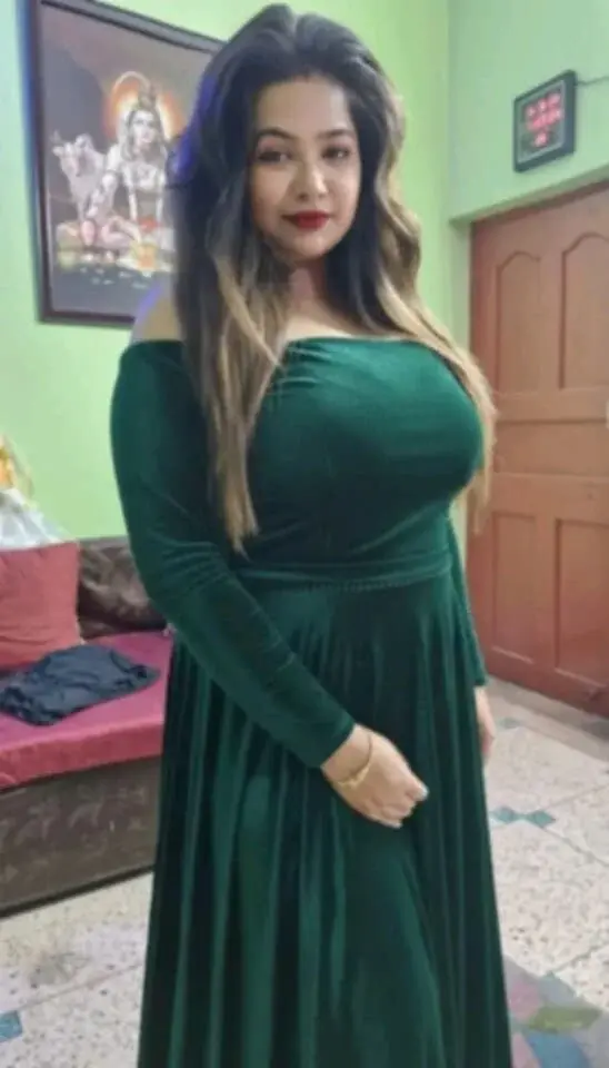 Royal_hotgirl