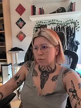 Stripchat Free Live Porn of divine_eve